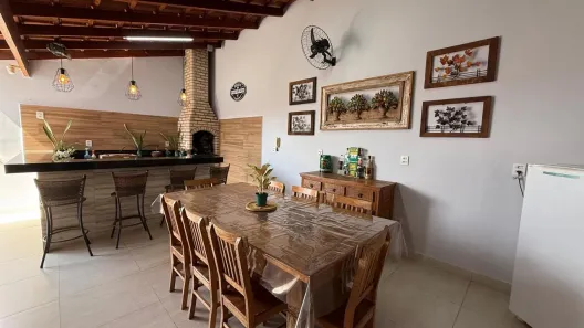 Casa com 3 Quartos à venda, 238m² no Cidade Jardim, Uberlândia