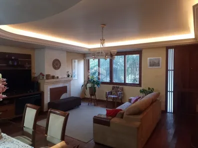 Casa com 4 Quartos à venda, 297m² no Nossa Senhora de Lourdes, Santa Maria