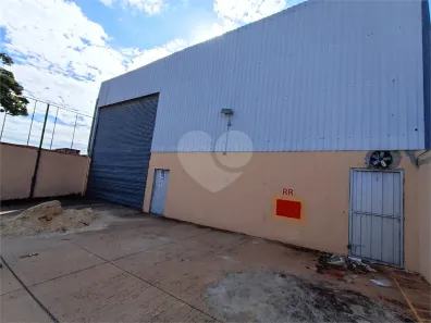 Galpão/Depósito/Armazém para alugar, 948m² no Vila Aparecida, Itapetininga