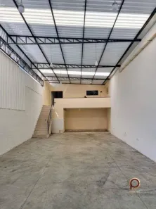 Galpão/Depósito/Armazém para alugar, 250m² no Vila Barcelona, Sorocaba