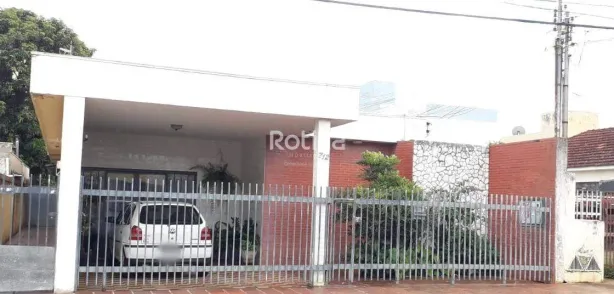 Casa com 4 Quartos à venda, 296m² no Martins, Uberlândia