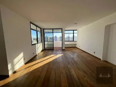 Apartamento com 4 Quartos à venda, 211m² no Centro, Florianópolis
