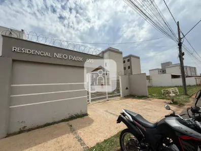 Apartamento com 2 Quartos para alugar, 54m² no Shopping Park, Uberlândia