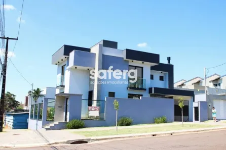 Sobrado com 3 Quartos à venda, 200m² no Maria Luiza, Cascavel