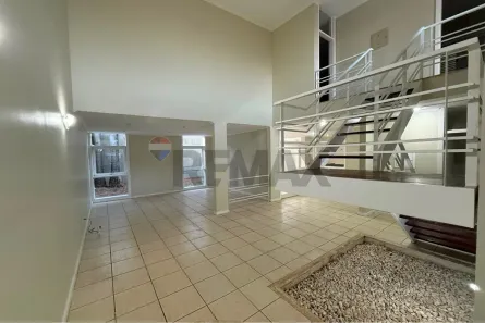 Casa com 3 Quartos para alugar, 300m² no Jardim 31 de Março, Mogi Mirim