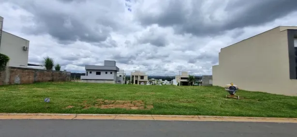 Lote/Terreno à venda, 269m² no Jardins Capri, Senador Canedo