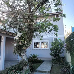 Sobrado com 3 Quartos à venda, 130m² no Três Vendas, Pelotas