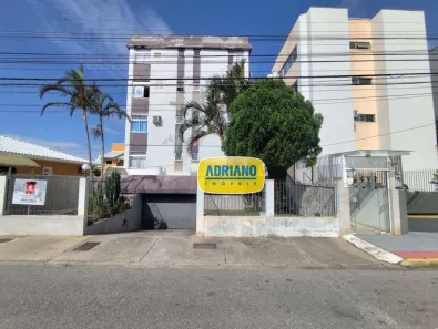 Apartamento com 2 Quartos para alugar, 70m² no Coqueiros, Florianópolis