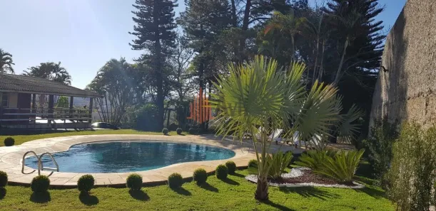 Fazenda/Sítio com 4 Quartos à venda, 350m² no Jardim Itaperi, Atibaia