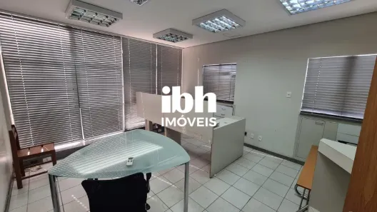 Sala Comercial à venda, 95m² no Santa Efigênia, Belo Horizonte