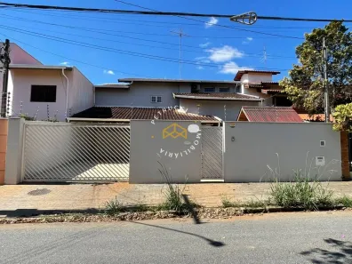 Casa com 3 Quartos à venda, 320m² no Jardim Chapadão, Campinas