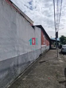 Prédio Comercial para alugar, 1200m² no Turiaçu, Rio de Janeiro