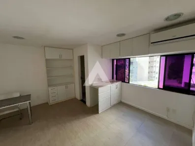 Sala Comercial à venda, 32m² no Graça, Salvador