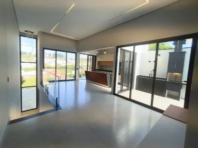 Sobrado com 3 Quartos à venda, 161m² no Condomínio Villa Verde Bragança, Bragança Paulista