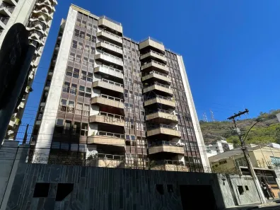 Apartamento com 3 Quartos à venda, 260m² no Centro, Juiz de Fora