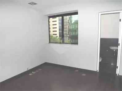 Sala Comercial para alugar, 110m² no Cerqueira César, São Paulo