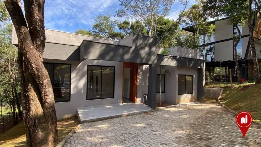 Casa de Condomínio com 3 Quartos à venda, 255m² no , Brumadinho