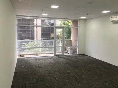 Sala Comercial para alugar, 85m² no Cidade Monções, São Paulo