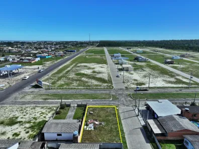 Lote/Terreno à venda, 300m² no Jardim Ultramar, Balneário Gaivota