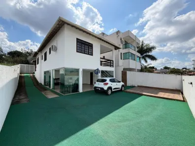Casa com 3 Quartos à venda, 360m² no Trevo, Belo Horizonte