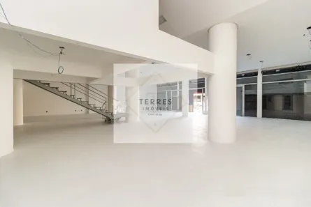 Ponto Comercial para alugar, 650m² no Menino Deus, Porto Alegre