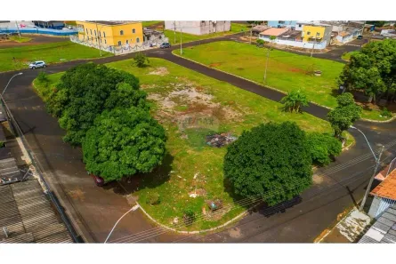 Lote/Terreno à venda, 900m² no Samambaia Sul, Brasília