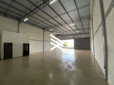 Galpão/Depósito/Armazém para alugar, 300m² no Novo Mundo, Uberlândia