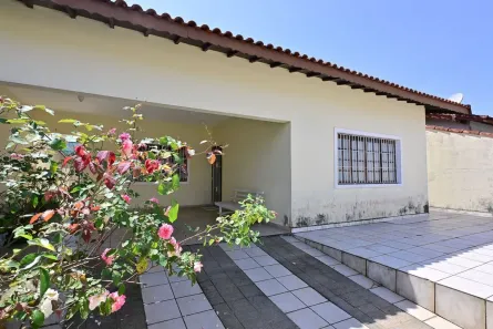 Casa com 3 Quartos à venda, 120m² no Balneario Samburá, Peruíbe