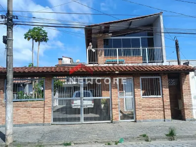 Sobrado com 4 Quartos à venda, 311m² no Praia das Palmeiras, Caraguatatuba