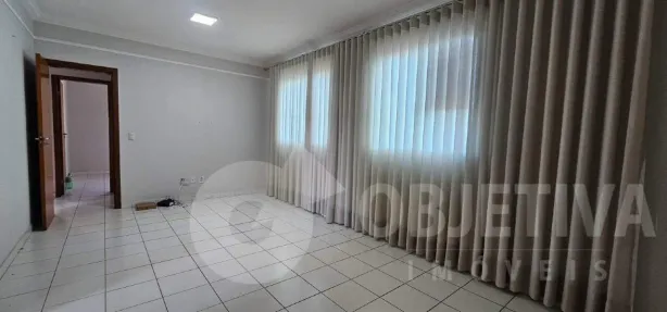 Apartamento com 3 Quartos para alugar, 78m² no Santa Mônica, Uberlândia