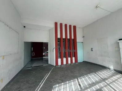 Ponto Comercial para alugar, 400m² no Centro, Votorantim