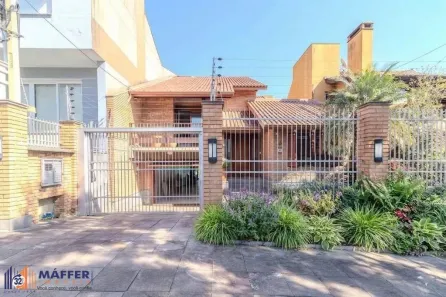 Casa com 4 Quartos à venda, 400m² no Jardim São Pedro, Porto Alegre
