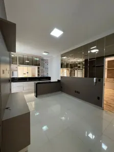 Casa com 3 Quartos à venda, 110m² no Parque Laranjeiras, Rio Verde