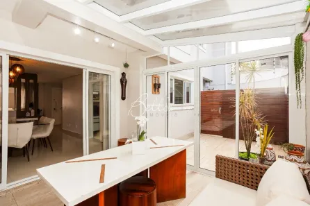 Sobrado com 5 Quartos à venda, 232m² no Campina do Siqueira, Curitiba