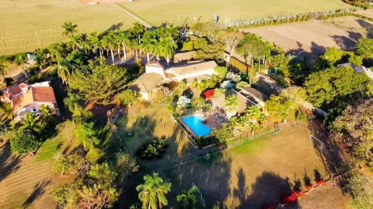Fazenda/Sítio com 8 Quartos à venda, 347m² no Rural, Holambra