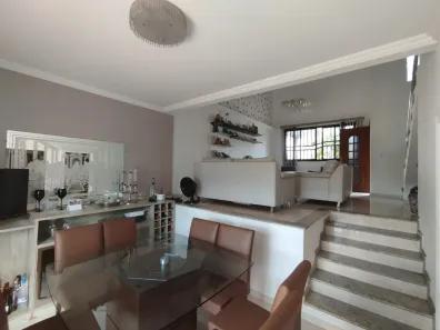 Casa com 4 Quartos à venda, 360m² no Santa Cecília, Vitória