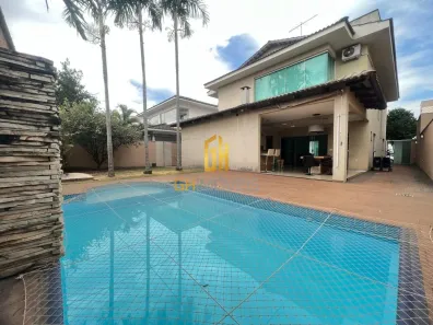 Sobrado com 4 Quartos à venda, 283m² no Jardins Lisboa, Goiânia