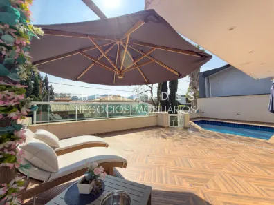 Casa de Condomínio com 4 Quartos para alugar, 271m² no Alphaville, Santana de Parnaíba