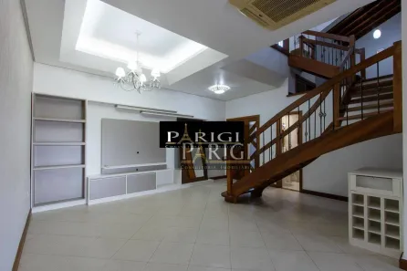 Casa com 3 Quartos para alugar, 230m² no Tristeza, Porto Alegre