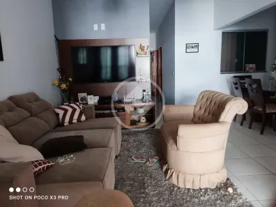 Casa com 3 Quartos à venda, 120m² no Moinho dos Ventos, Goiânia