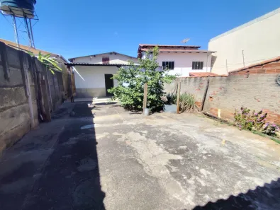 Casa com 2 Quartos à venda, 82m² no Jardim Alexandrina, Anápolis