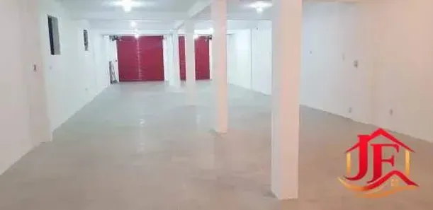 Ponto Comercial para alugar, 180m² no Tancredo Neves, Salvador