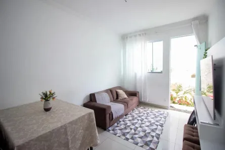 Casa com 2 Quartos à venda, 90m² no Parque Xangri-Lá, Contagem