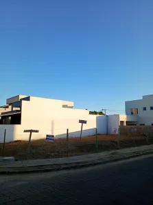Lote/Terreno à venda, 200m² no Parque Tarcisio Miranda, Campos dos Goytacazes