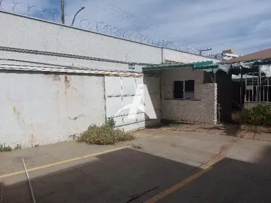 Imóvel Comercial para alugar, 626m² no Centro, Uberlândia