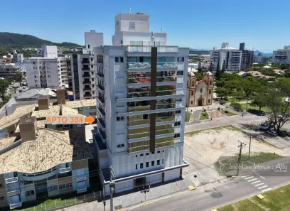Apartamento com 2 Quartos à venda, 75m² no Centro, Imbituba