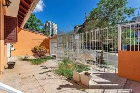Casa com 5 Quartos para alugar, 167m² no Passo da Areia, Porto Alegre
