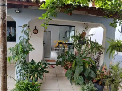Casa com 4 Quartos à venda, 140m² no Plano Diretor Sul, Palmas