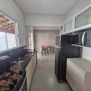 Casa com 2 Quartos para alugar, 55m² no Jardim Nazareth, Marília
