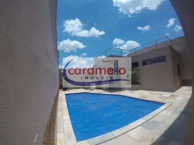Sobrado com 3 Quartos à venda, 341m² no Parque São Domingos, São Paulo